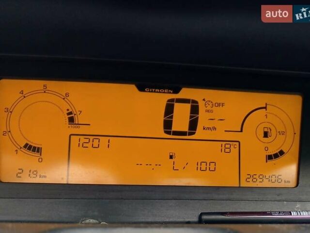 Зеленый Ситроен Гранд С4 Пикассо, объемом двигателя 1.6 л и пробегом 269 тыс. км за 6390 $, фото 10 на Automoto.ua