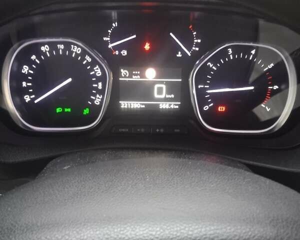 Сітроен Джампі пас., об'ємом двигуна 1.99 л та пробігом 221 тис. км за 17500 $, фото 18 на Automoto.ua
