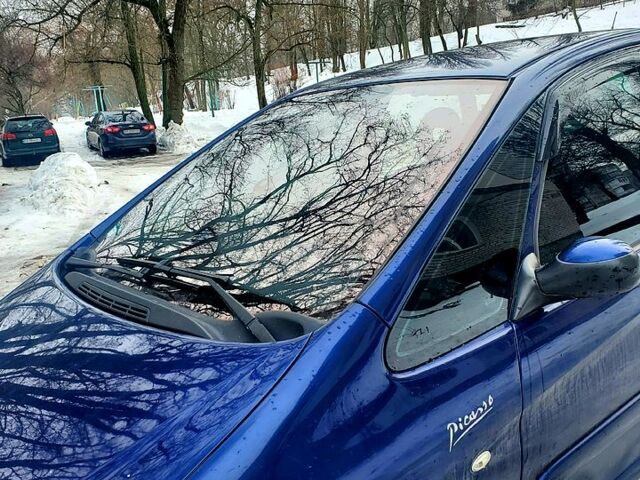 Синий Ситроен Пикассо, объемом двигателя 1.6 л и пробегом 293 тыс. км за 4800 $, фото 2 на Automoto.ua