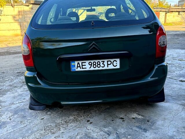 Зелений Сітроен Пікассо, об'ємом двигуна 2 л та пробігом 250 тис. км за 1700 $, фото 2 на Automoto.ua