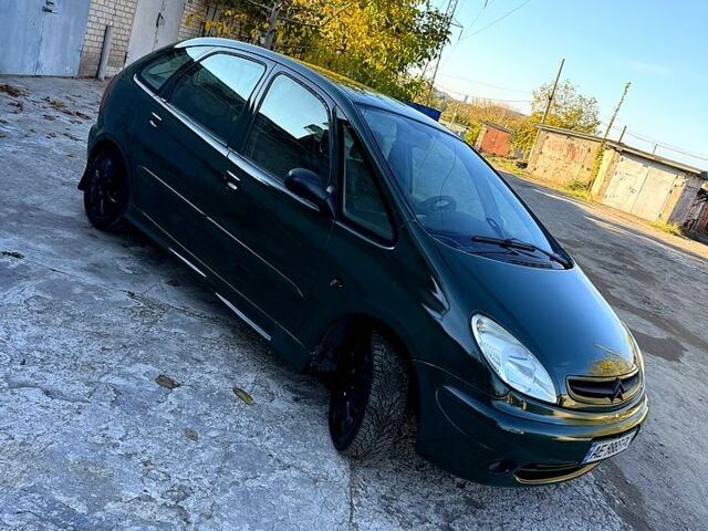 Зелений Сітроен Пікассо, об'ємом двигуна 2 л та пробігом 250 тис. км за 1700 $, фото 7 на Automoto.ua