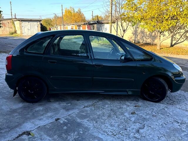 Зелений Сітроен Пікассо, об'ємом двигуна 2 л та пробігом 250 тис. км за 1700 $, фото 6 на Automoto.ua