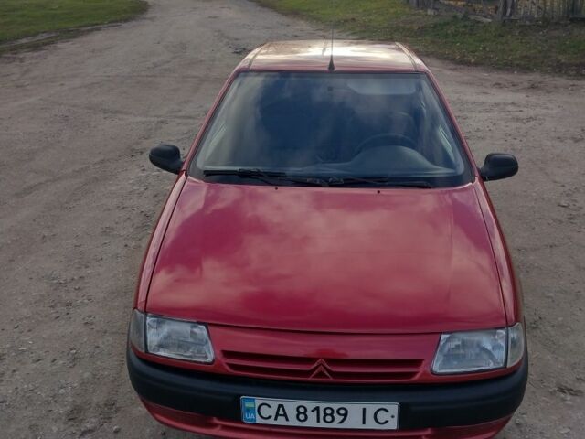Червоний Сітроен Саксо, об'ємом двигуна 1 л та пробігом 300 тис. км за 1500 $, фото 3 на Automoto.ua