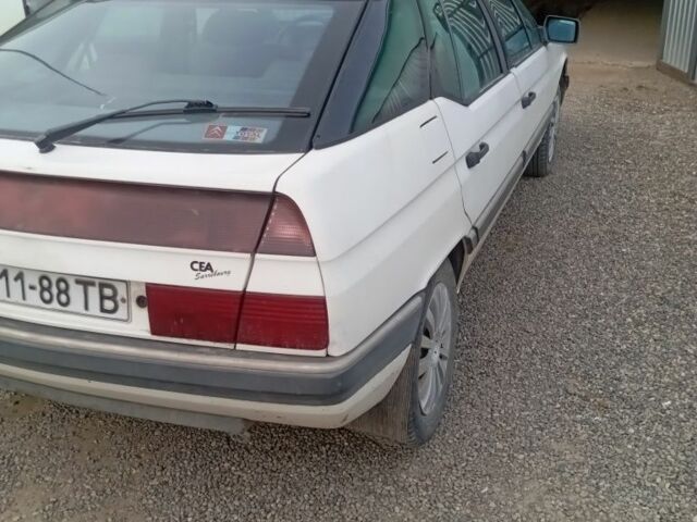 Белый Ситроен ХМ, объемом двигателя 2 л и пробегом 256 тыс. км за 1000 $, фото 3 на Automoto.ua