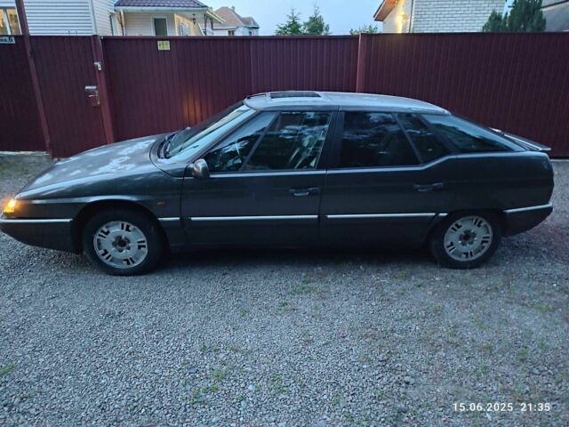 Серый Ситроен ХМ, объемом двигателя 3 л и пробегом 238 тыс. км за 2750 $, фото 12 на Automoto.ua