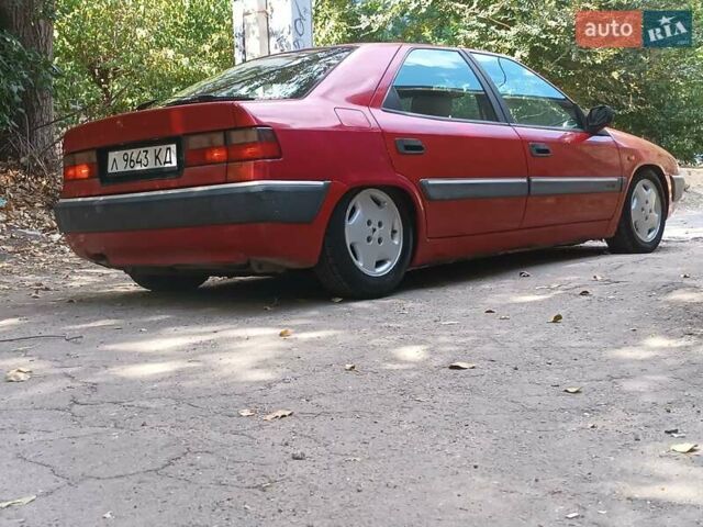 Красный Ситроен Ксантия, объемом двигателя 1.8 л и пробегом 123 тыс. км за 1600 $, фото 25 на Automoto.ua