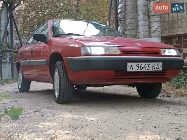Красный Ситроен Ксантия, объемом двигателя 1.8 л и пробегом 123 тыс. км за 1600 $, фото 18 на Automoto.ua