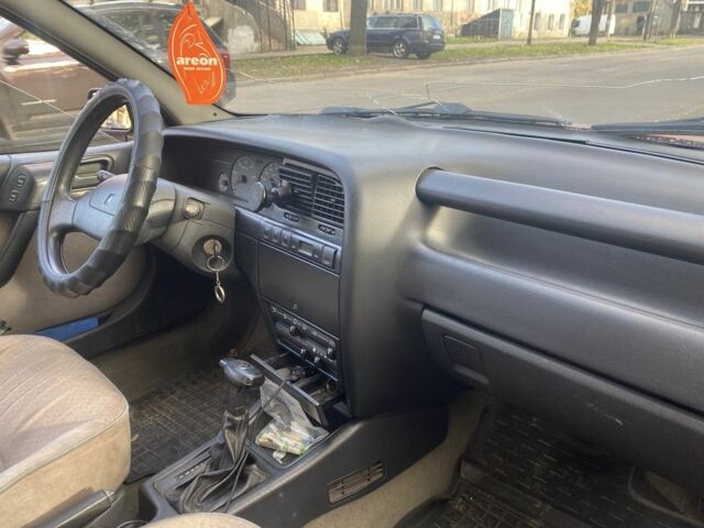 Красный Ситроен Ксантия, объемом двигателя 1.8 л и пробегом 225 тыс. км за 2000 $, фото 4 на Automoto.ua