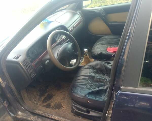 Синий Ситроен Ксантия, объемом двигателя 1.9 л и пробегом 345 тыс. км за 1200 $, фото 5 на Automoto.ua