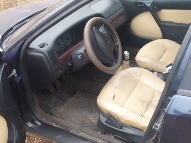 Синий Ситроен Ксантия, объемом двигателя 1.9 л и пробегом 3 тыс. км за 1200 $, фото 4 на Automoto.ua