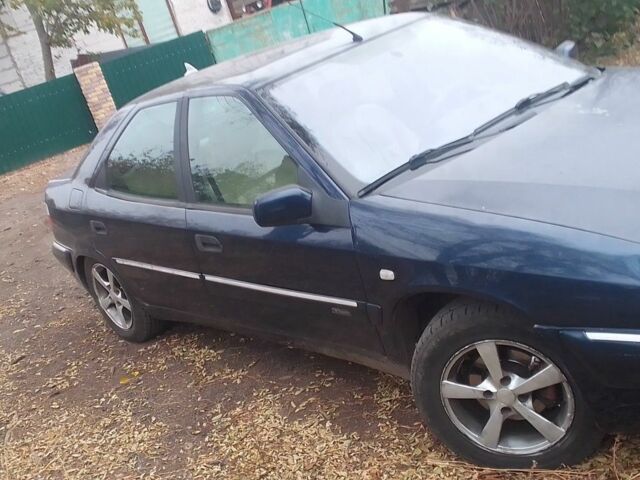 Синий Ситроен Ксантия, объемом двигателя 1.9 л и пробегом 3 тыс. км за 1200 $, фото 3 на Automoto.ua