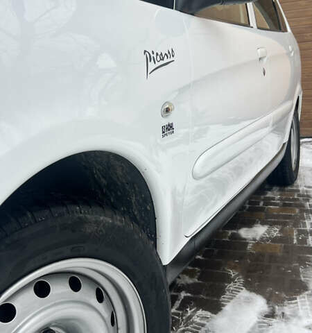 Белый Ситроен Ксара Пикассо, объемом двигателя 1.56 л и пробегом 207 тыс. км за 3950 $, фото 13 на Automoto.ua