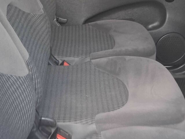 Білий Сітроен Ксара Пікассо, об'ємом двигуна 1.6 л та пробігом 210 тис. км за 5900 $, фото 20 на Automoto.ua