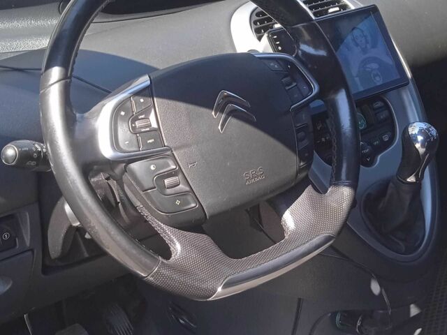 Білий Сітроен Ксара Пікассо, об'ємом двигуна 1.6 л та пробігом 210 тис. км за 5900 $, фото 4 на Automoto.ua