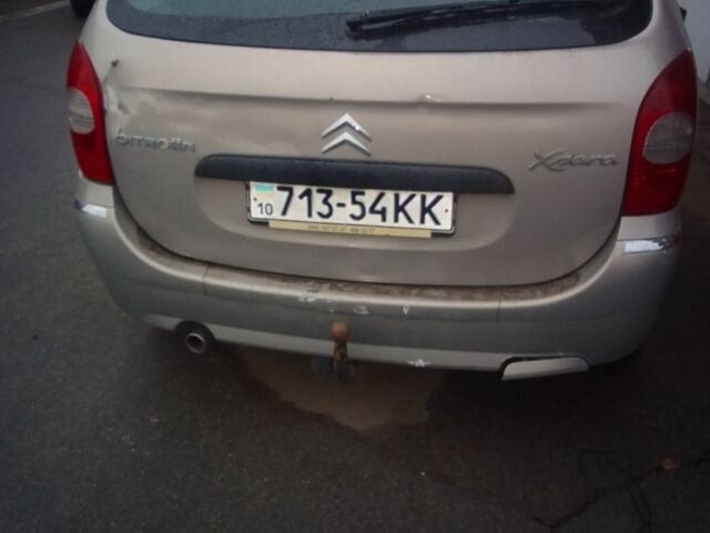 Бежевый Ситроен Ксара Пикассо, объемом двигателя 0 л и пробегом 280 тыс. км за 1200 $, фото 4 на Automoto.ua