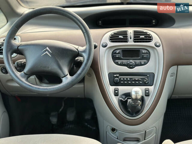 Бежевый Ситроен Ксара Пикассо, объемом двигателя 1.8 л и пробегом 146 тыс. км за 4600 $, фото 11 на Automoto.ua