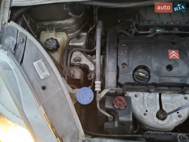 Ситроен Ксара Пикассо 2007 в Черткове на Automoto.ua Бежевый Ситроен Ксара Пикассо, объемом двигателя 1.59 л и пробегом 204 тыс. км за 3999 $, фото 12 на Automoto.ua