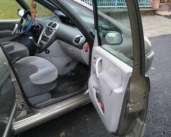 Ситроен Ксара Пикассо 2007 в Черткове на Automoto.ua Бежевый Ситроен Ксара Пикассо, объемом двигателя 1.59 л и пробегом 204 тыс. км за 3999 $, фото 16 на Automoto.ua