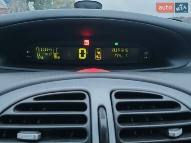 Ситроен Ксара Пикассо 2007 в Черткове на Automoto.ua Бежевый Ситроен Ксара Пикассо, объемом двигателя 1.59 л и пробегом 204 тыс. км за 3999 $, фото 13 на Automoto.ua