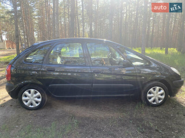 Чорний Сітроен Ксара Пікассо, об'ємом двигуна 2 л та пробігом 301 тис. км за 3400 $, фото 3 на Automoto.ua