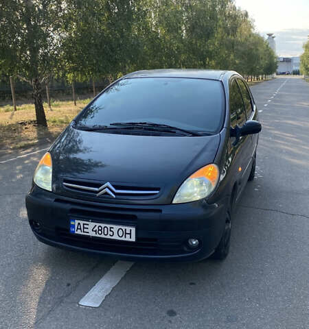 Чорний Сітроен Ксара Пікассо, об'ємом двигуна 1.59 л та пробігом 327 тис. км за 3500 $, фото 2 на Automoto.ua