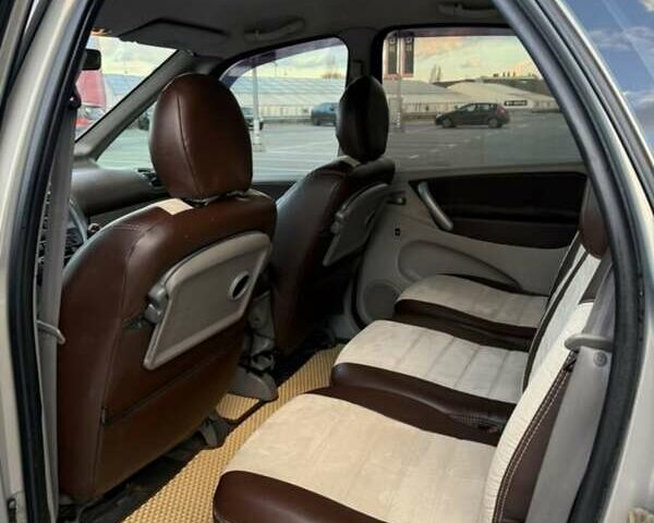 Коричневый Ситроен Ксара Пикассо, объемом двигателя 1.75 л и пробегом 400 тыс. км за 3000 $, фото 8 на Automoto.ua