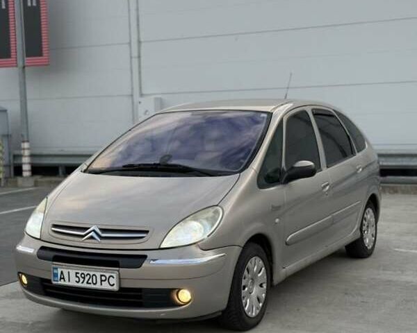 Коричневый Ситроен Ксара Пикассо, объемом двигателя 1.75 л и пробегом 400 тыс. км за 3000 $, фото 3 на Automoto.ua