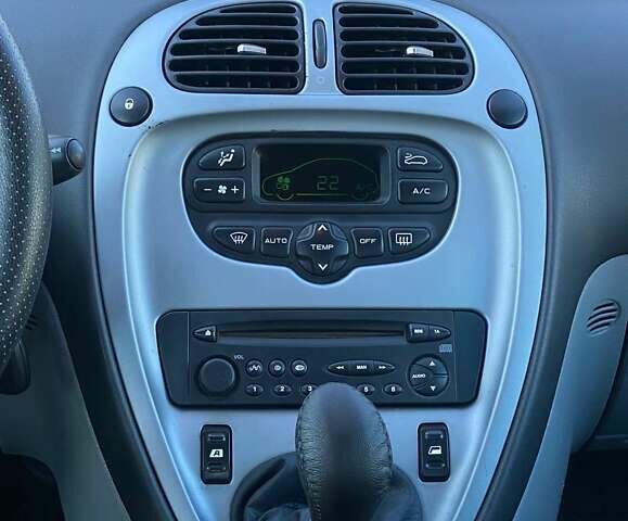 Коричневый Ситроен Ксара Пикассо, объемом двигателя 1.59 л и пробегом 323 тыс. км за 3300 $, фото 10 на Automoto.ua