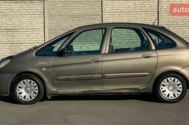 Коричневый Ситроен Ксара Пикассо, объемом двигателя 1.59 л и пробегом 323 тыс. км за 3300 $, фото 6 на Automoto.ua