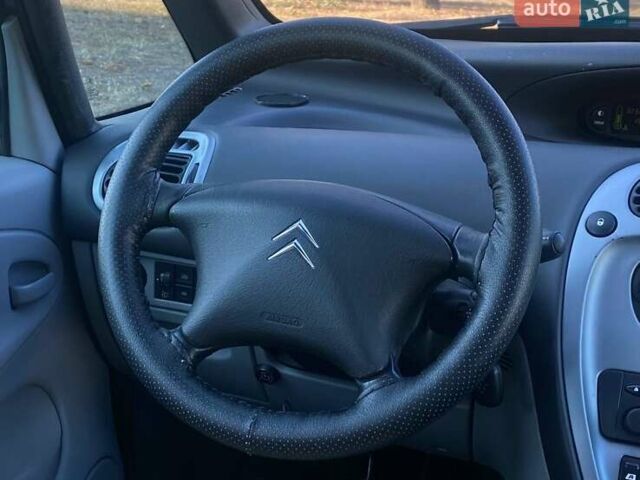 Коричневый Ситроен Ксара Пикассо, объемом двигателя 1.59 л и пробегом 323 тыс. км за 3300 $, фото 9 на Automoto.ua