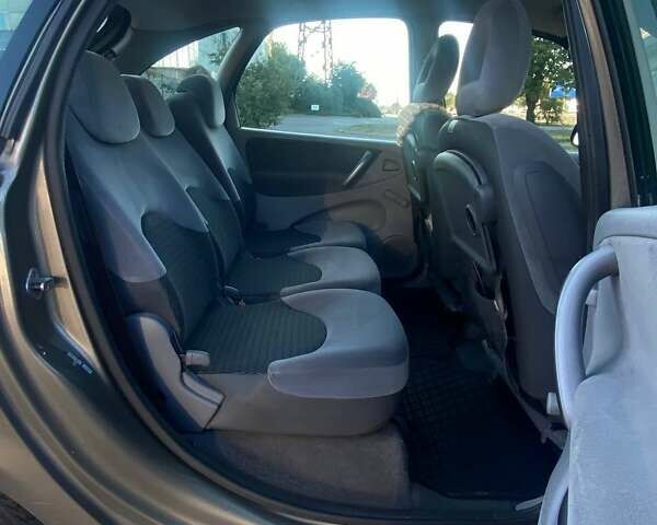 Коричневый Ситроен Ксара Пикассо, объемом двигателя 1.59 л и пробегом 323 тыс. км за 3300 $, фото 17 на Automoto.ua