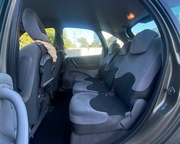 Коричневый Ситроен Ксара Пикассо, объемом двигателя 1.59 л и пробегом 323 тыс. км за 3300 $, фото 15 на Automoto.ua