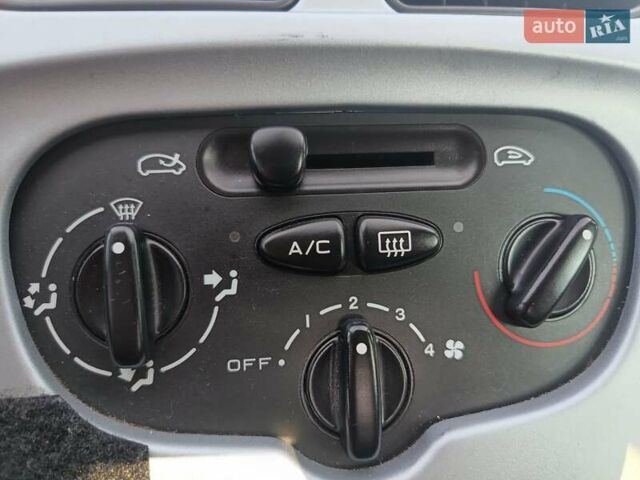 Коричневый Ситроен Ксара Пикассо, объемом двигателя 1.6 л и пробегом 247 тыс. км за 4650 $, фото 10 на Automoto.ua