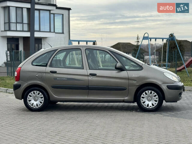 Коричневий Сітроен Ксара Пікассо, об'ємом двигуна 1.6 л та пробігом 176 тис. км за 3450 $, фото 8 на Automoto.ua