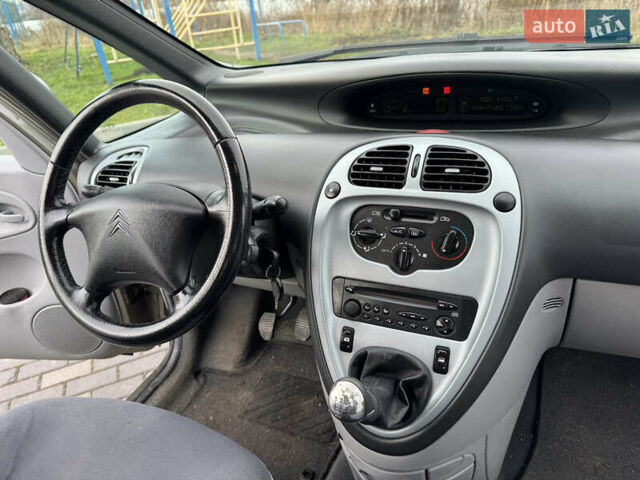 Коричневий Сітроен Ксара Пікассо, об'ємом двигуна 1.6 л та пробігом 176 тис. км за 3450 $, фото 18 на Automoto.ua