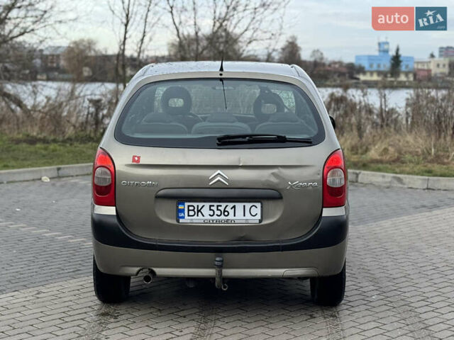 Коричневий Сітроен Ксара Пікассо, об'ємом двигуна 1.6 л та пробігом 176 тис. км за 3450 $, фото 12 на Automoto.ua
