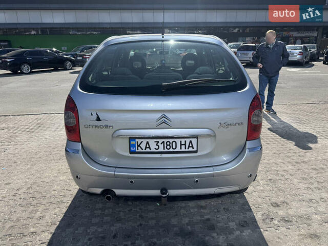 Ситроен Ксара Пикассо, объемом двигателя 1.6 л и пробегом 212 тыс. км за 4200 $, фото 4 на Automoto.ua