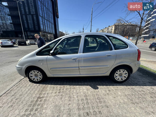 Ситроен Ксара Пикассо, объемом двигателя 1.6 л и пробегом 212 тыс. км за 4200 $, фото 6 на Automoto.ua