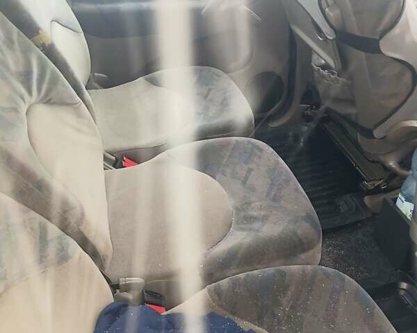 Сірий Сітроен Ксара Пікассо, об'ємом двигуна 1.75 л та пробігом 349 тис. км за 2300 $, фото 1 на Automoto.ua