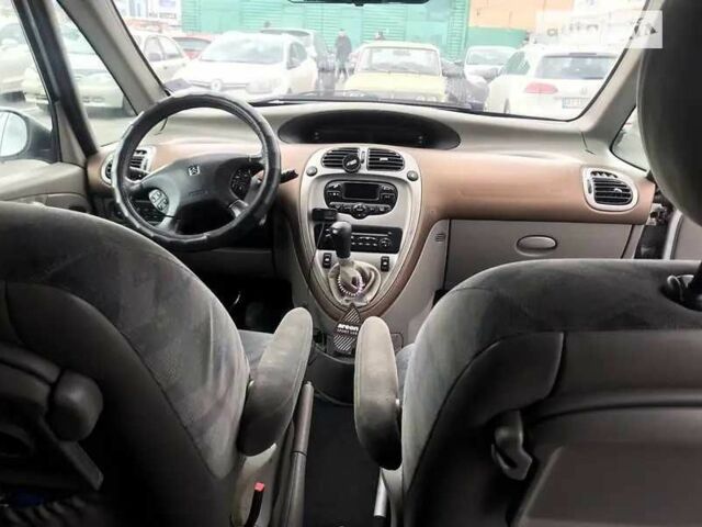 Серый Ситроен Ксара Пикассо, объемом двигателя 1.8 л и пробегом 365 тыс. км за 2700 $, фото 6 на Automoto.ua