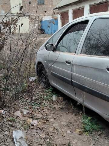 Серый Ситроен Ксара Пикассо, объемом двигателя 1.8 л и пробегом 260 тыс. км за 800 $, фото 5 на Automoto.ua