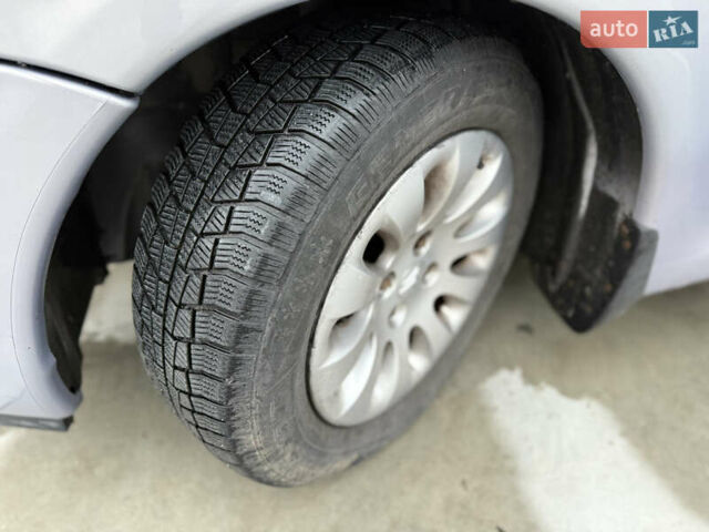 Серый Ситроен Ксара Пикассо, объемом двигателя 2 л и пробегом 265 тыс. км за 2599 $, фото 24 на Automoto.ua