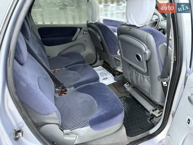 Серый Ситроен Ксара Пикассо, объемом двигателя 2 л и пробегом 265 тыс. км за 2599 $, фото 13 на Automoto.ua
