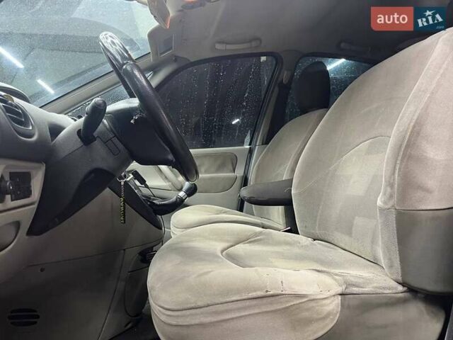 Серый Ситроен Ксара Пикассо, объемом двигателя 1.59 л и пробегом 242 тыс. км за 3900 $, фото 10 на Automoto.ua