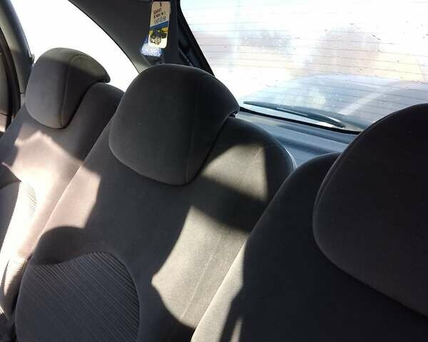 Серый Ситроен Ксара Пикассо, объемом двигателя 2 л и пробегом 270 тыс. км за 4500 $, фото 6 на Automoto.ua