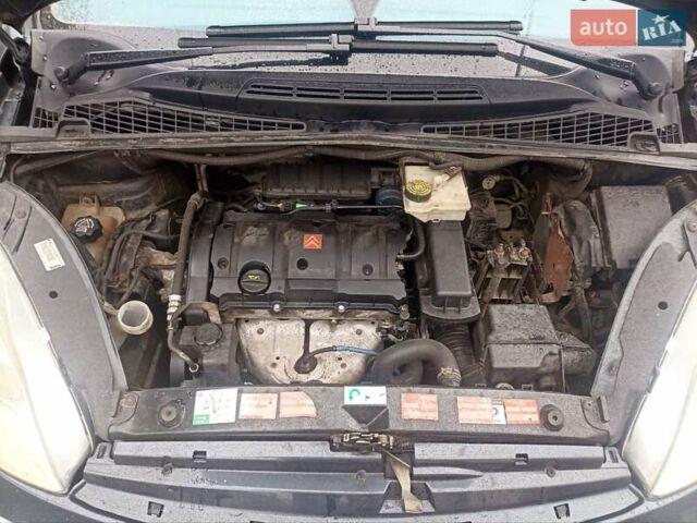 Серый Ситроен Ксара Пикассо, объемом двигателя 1.59 л и пробегом 284 тыс. км за 4000 $, фото 13 на Automoto.ua