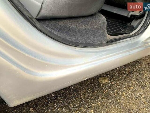 Серый Ситроен Ксара Пикассо, объемом двигателя 1.6 л и пробегом 263 тыс. км за 4200 $, фото 3 на Automoto.ua