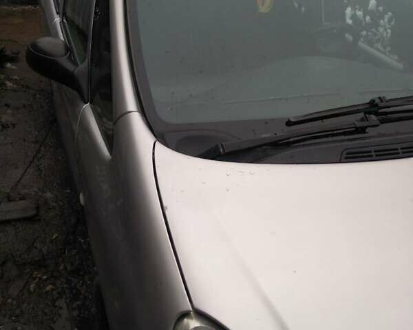 Сірий Сітроен Ксара Пікассо, об'ємом двигуна 1.6 л та пробігом 250 тис. км за 2600 $, фото 5 на Automoto.ua