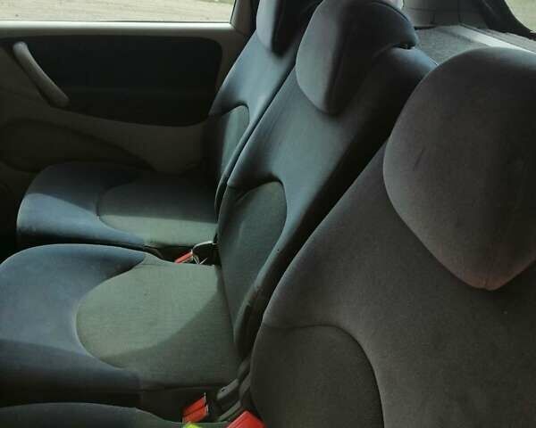 Сірий Сітроен Ксара Пікассо, об'ємом двигуна 1.6 л та пробігом 340 тис. км за 3500 $, фото 7 на Automoto.ua