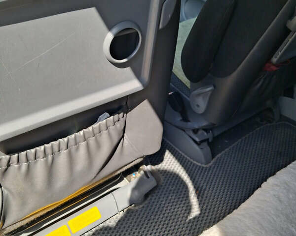 Серый Ситроен Ксара Пикассо, объемом двигателя 1.58 л и пробегом 208 тыс. км за 4500 $, фото 9 на Automoto.ua